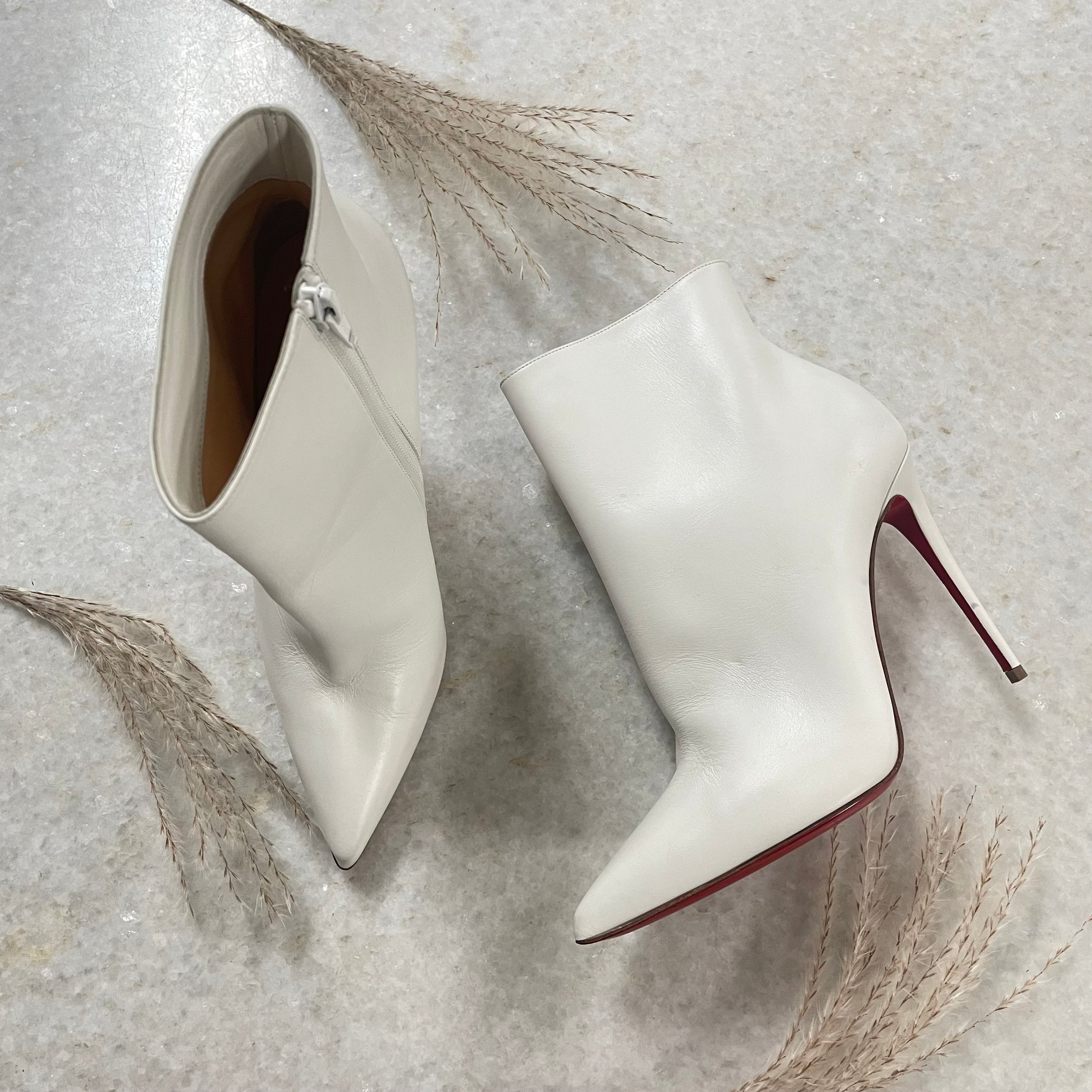 Christian Louboutin So Kate White Boot 38 Detox Designer Resale Boutique